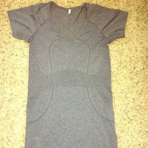 Lululemon Fitted Top.